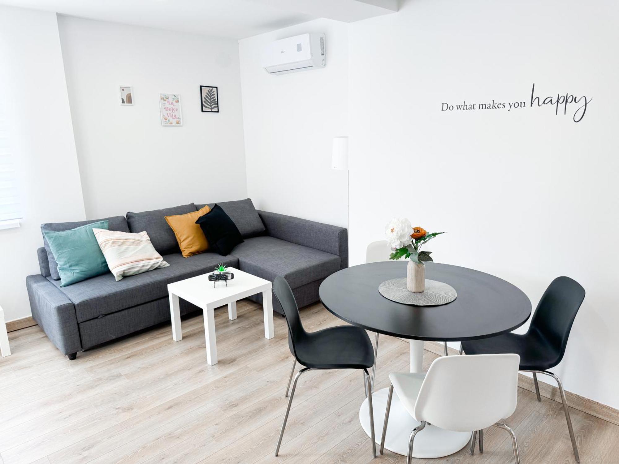The Pinot'S Apartments コペル エクステリア 写真
